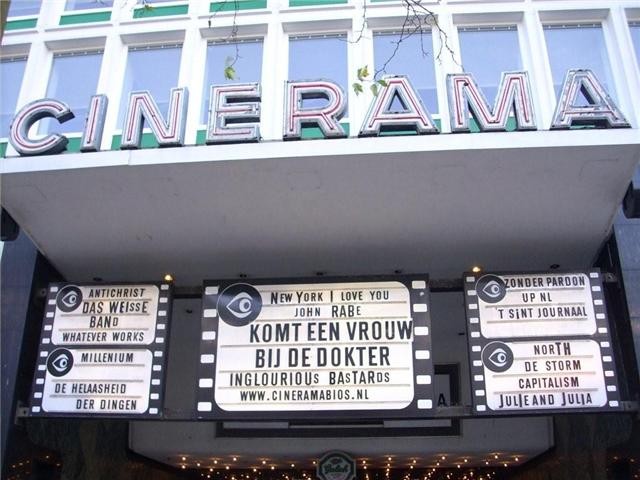 ‘Komt een vrouw bij de dokter’ by Kluun